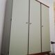 Armoire années 50 chêne et kaki clair