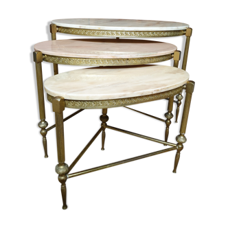 Set of 3 pull out tables