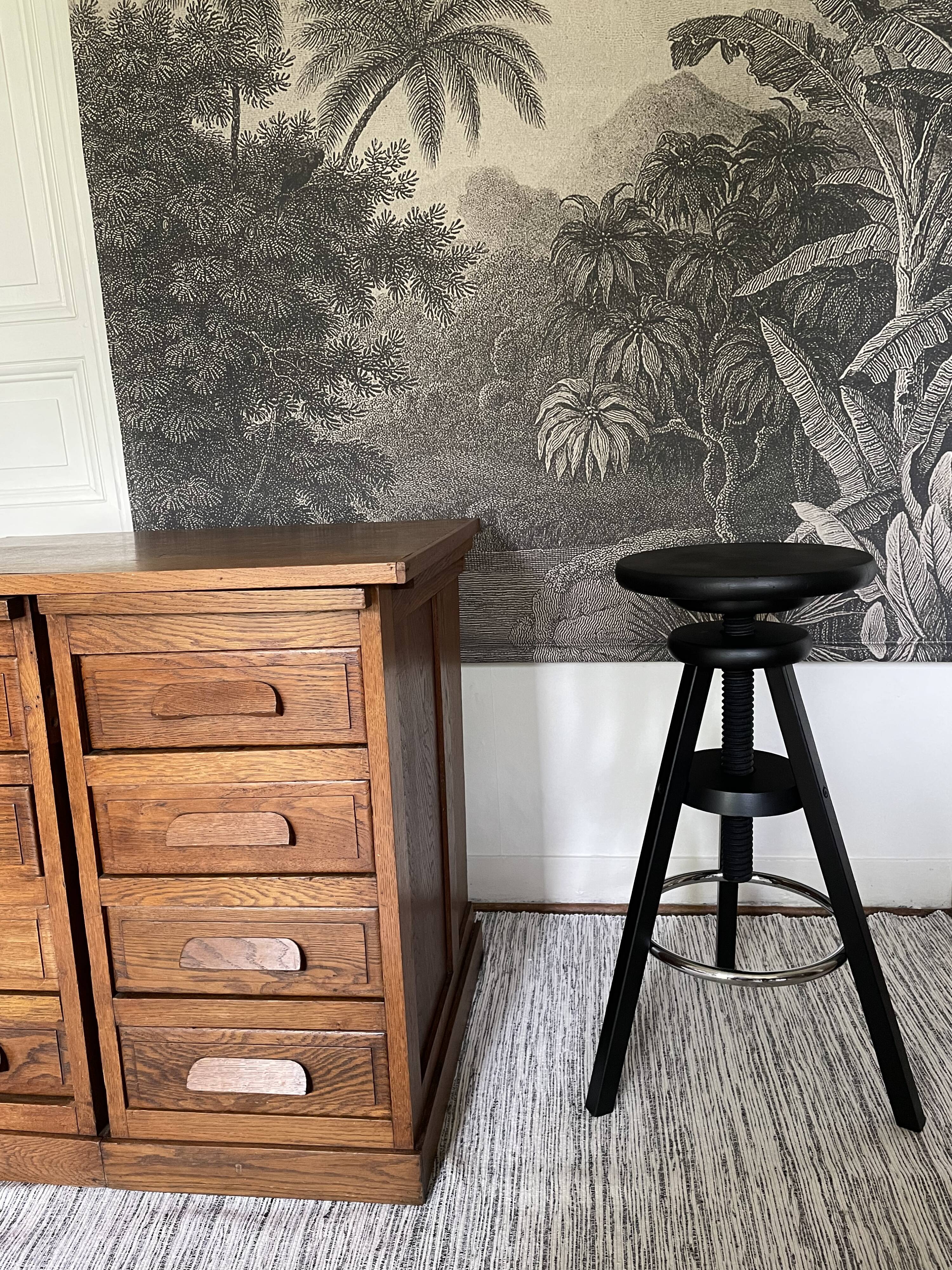 Tabouret à vis