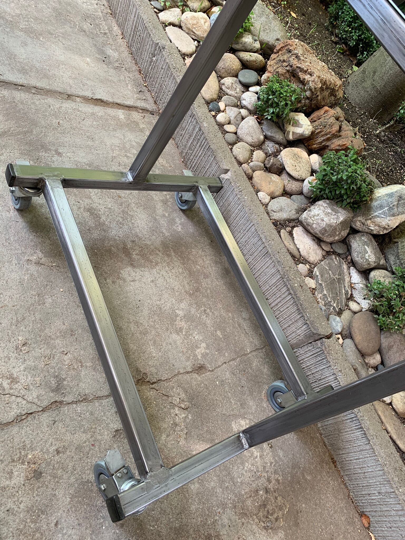 Double-sided workshop mirror on wheels 104x53 cm