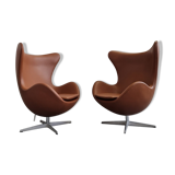 Pair of Arne Jacobsen Egg chairs by Fritz Hansen