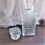 Whiskey carafe or decanter textured crystal glass diamond tip