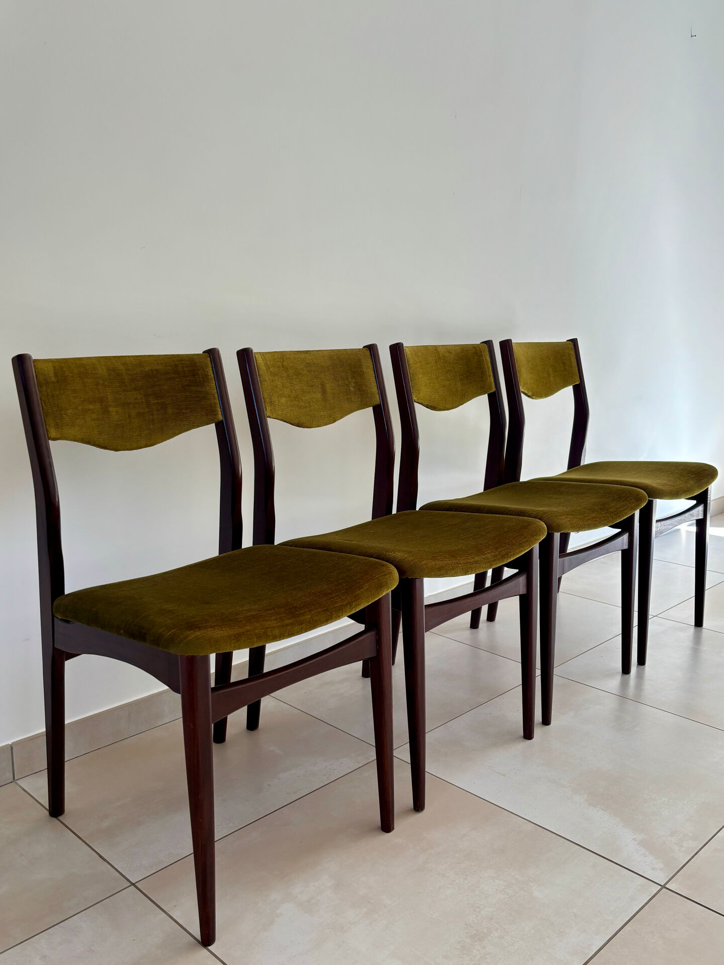 Chaises vintage en palissandre de style scandinave