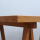 Bureau en hêtre massif avec chaises en cuir, Italie 1970