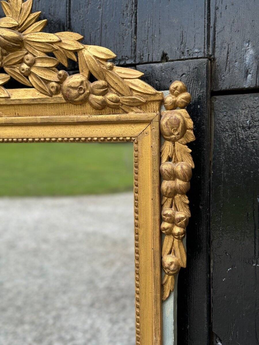 Large Louis XVI Mirror in Carved and Gilded Wood, France, 18th Century