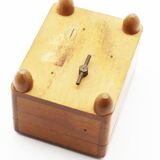 Former small wood with wooden music