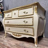 Louis XV style curved chest of drawers in lacquered and gilded wood