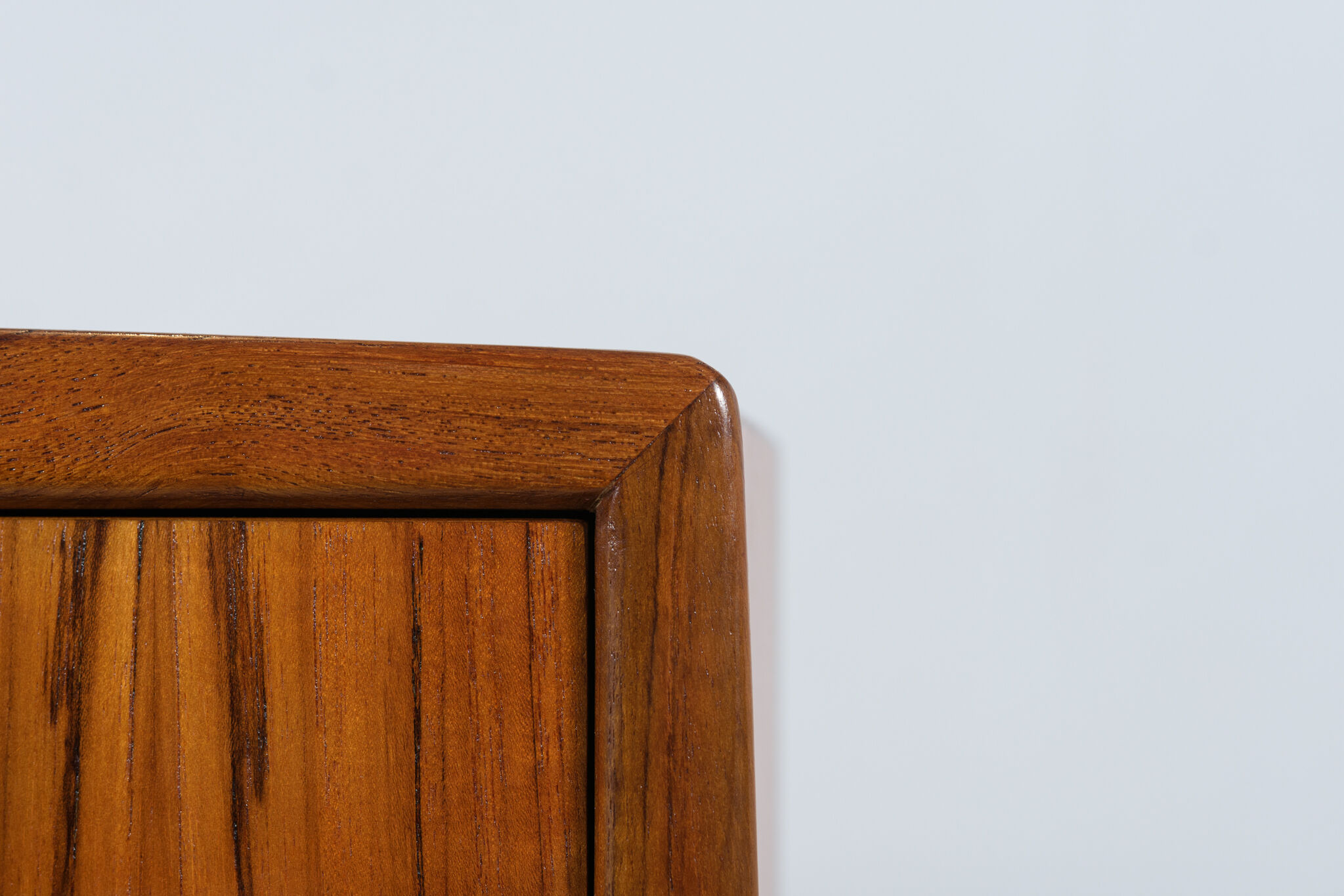 Mid-century dresser and dressing table