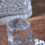 Carafe en cristal et laiton doré