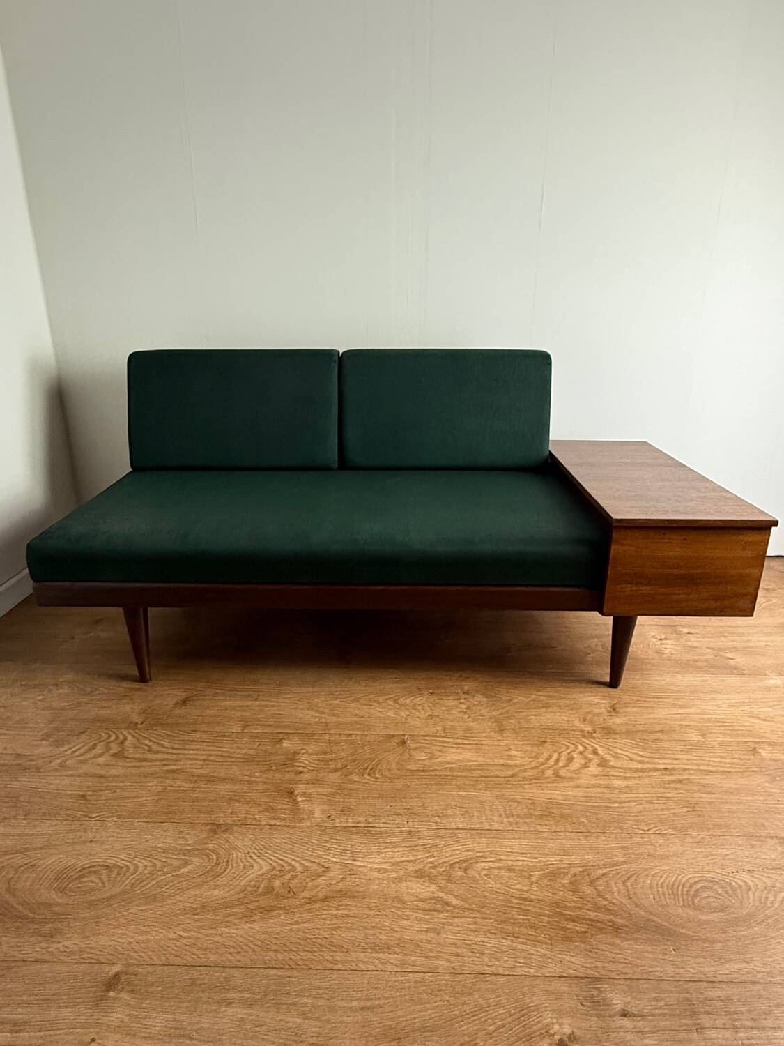 "Svanette" sofa or DayBed, Norway 1960, svane combina - vintage-