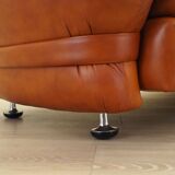 Red leather sofa, Italian design, 1970s, production: Italy