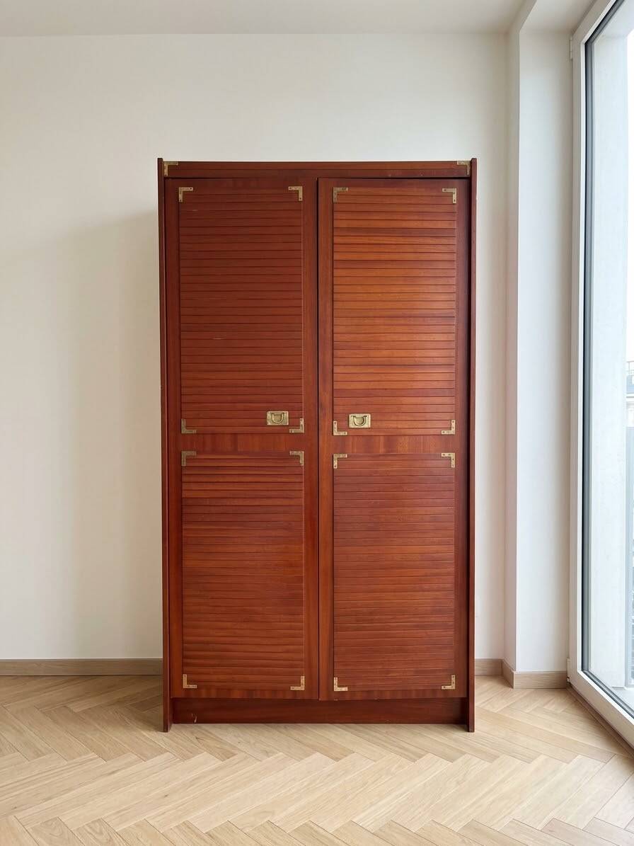 Armoire vintage style marine en bois