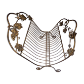 Metal magazine rack
