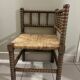 Chaise d’angle vintage en bois tourné