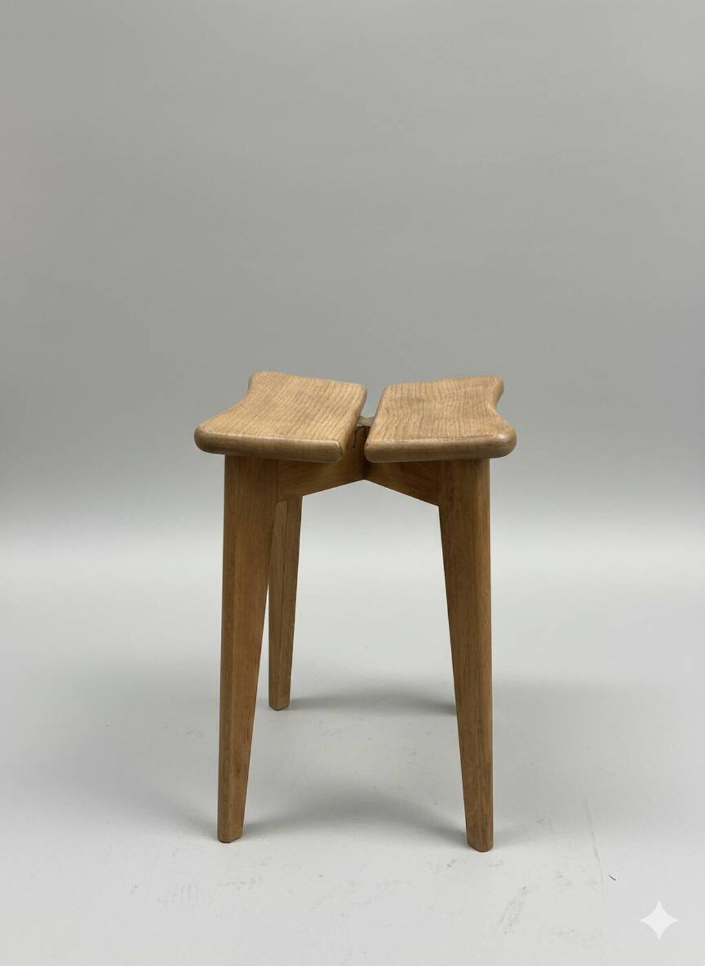 Tabouret Trèfle Marcel Gascoin – Design français années 1950 | Selency