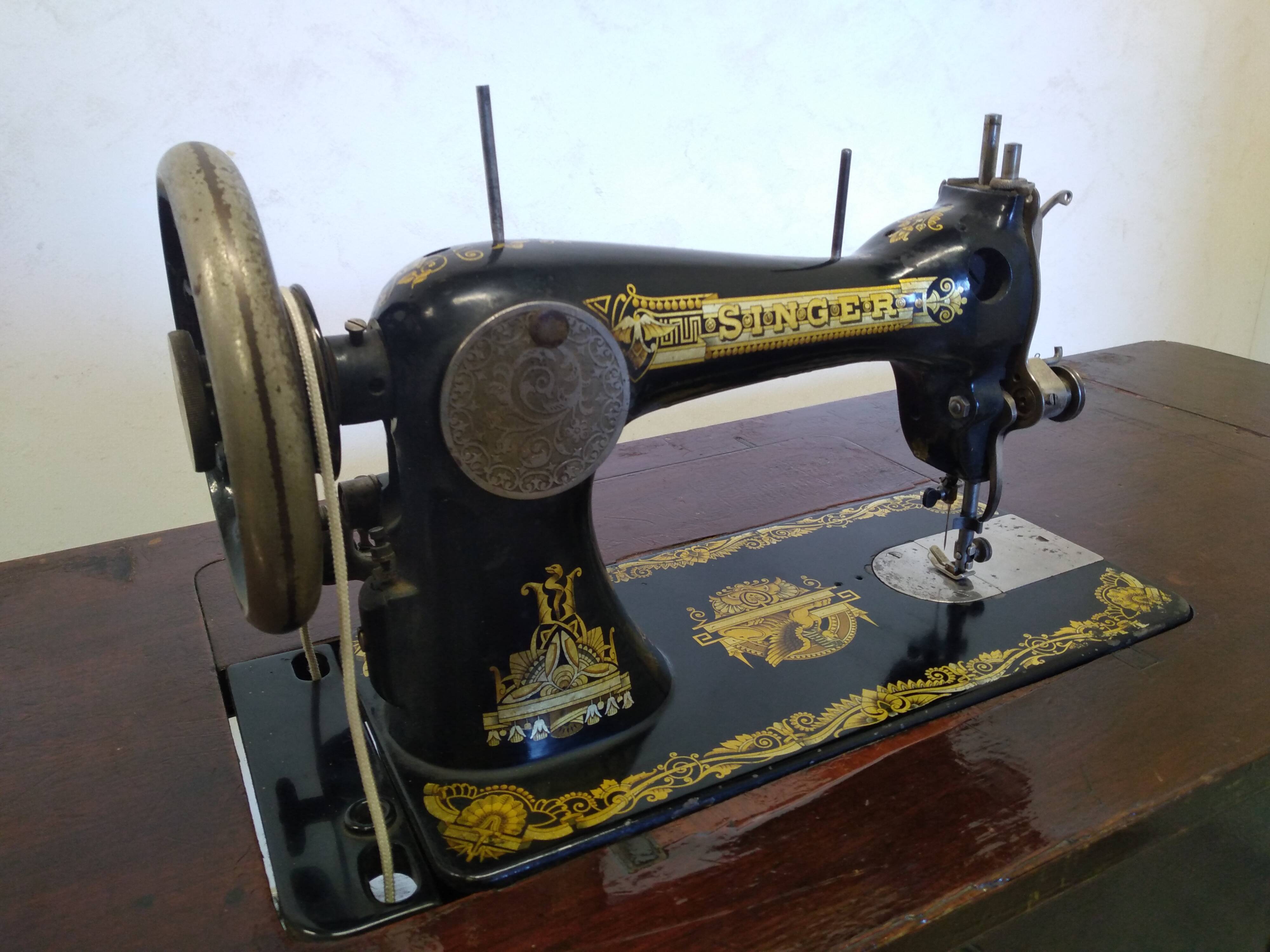 Singer sewing machine 1906 Egypt