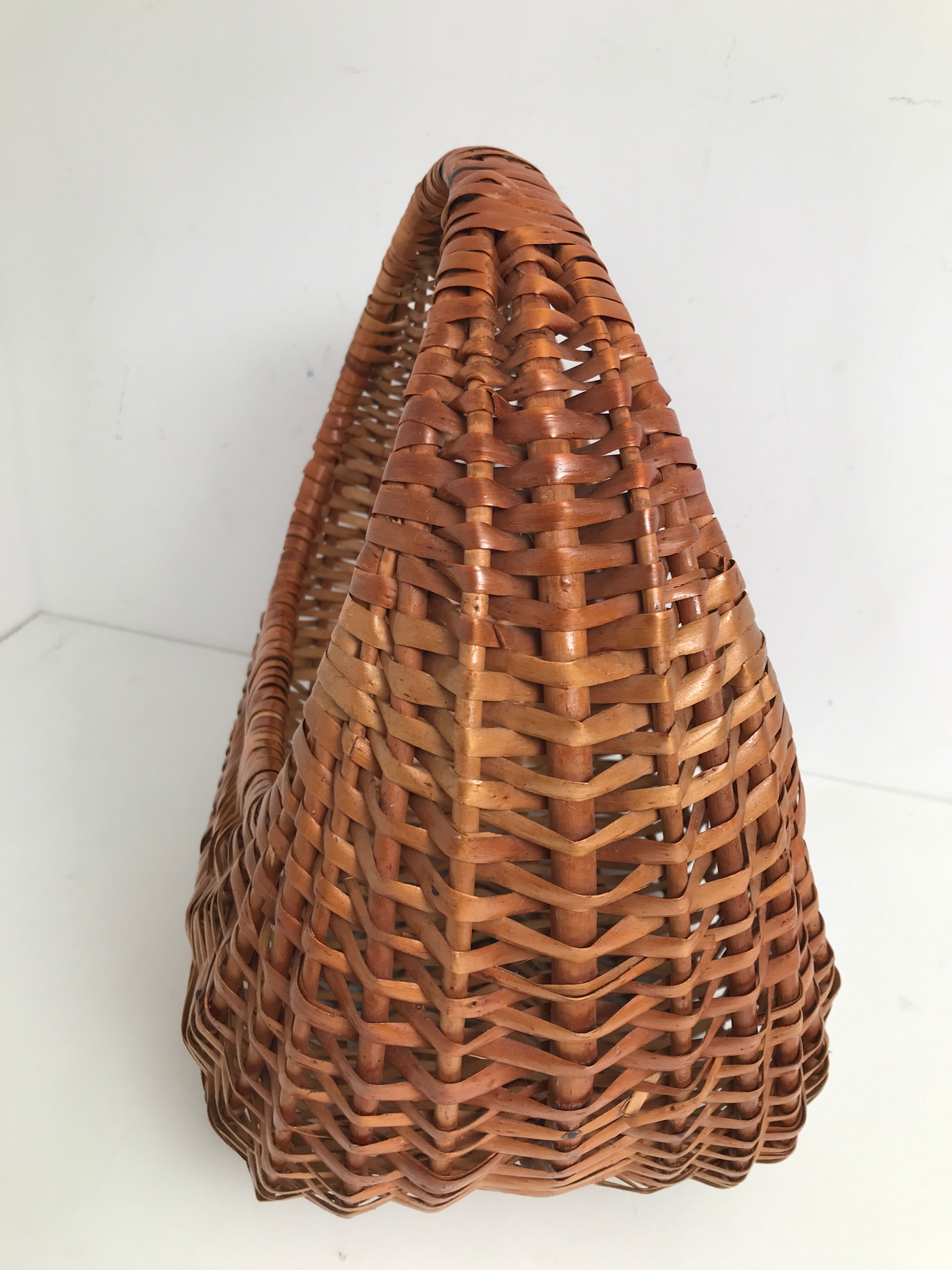 Ancient gondola basket