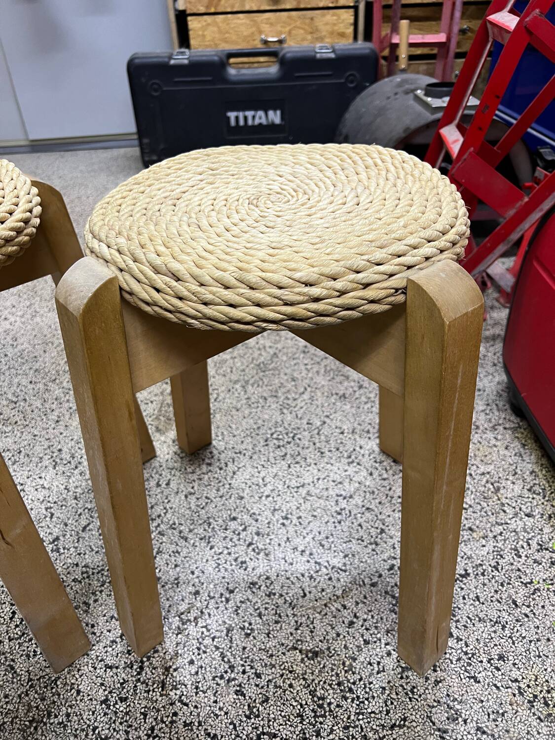 Paire de tabourets scandinave en jonc 70’s