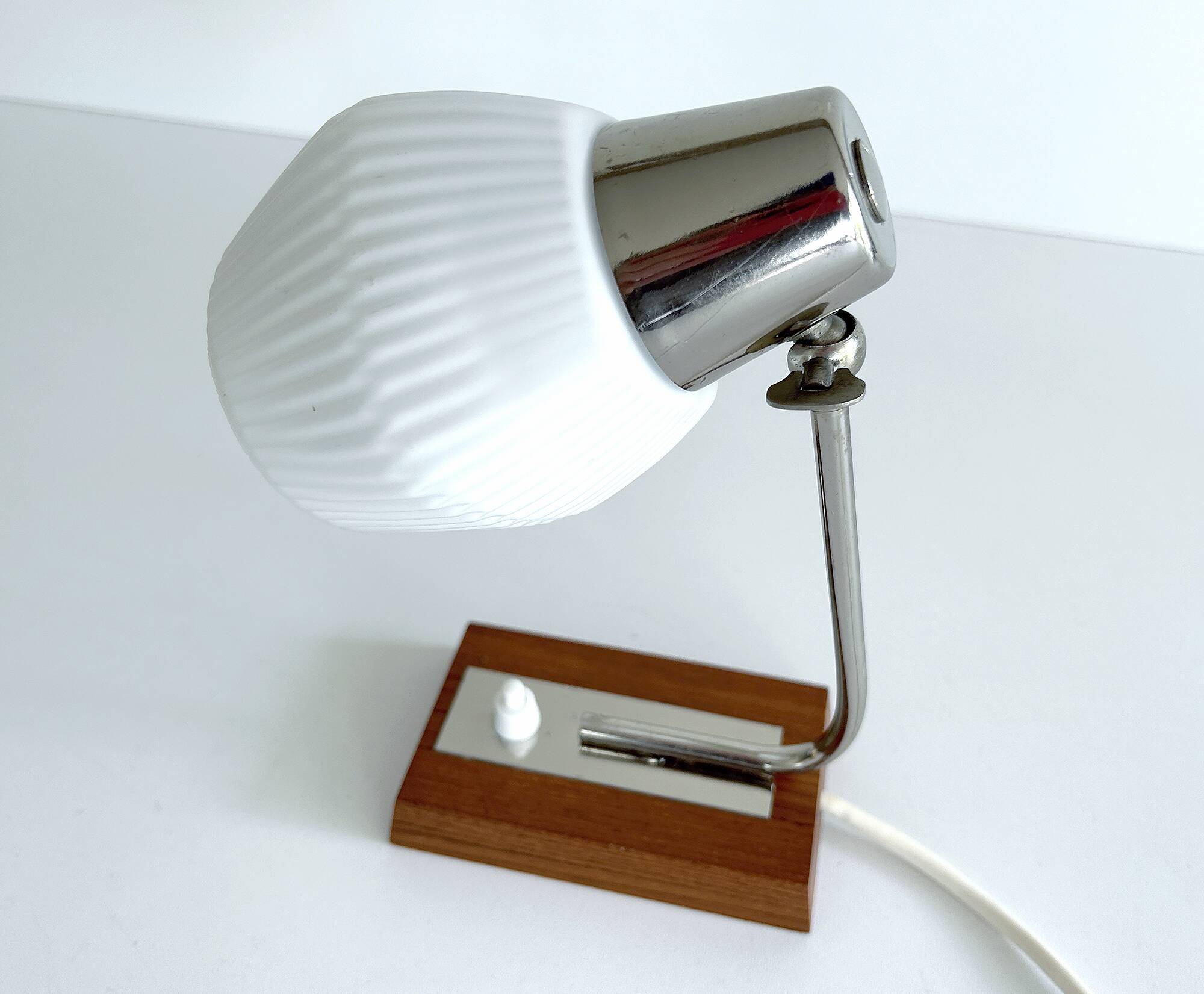 Lampe Scandinave Vintage. Teck Verre