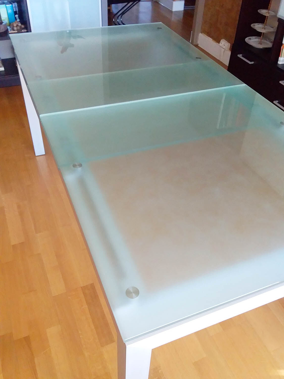 Cinna expandable dining table