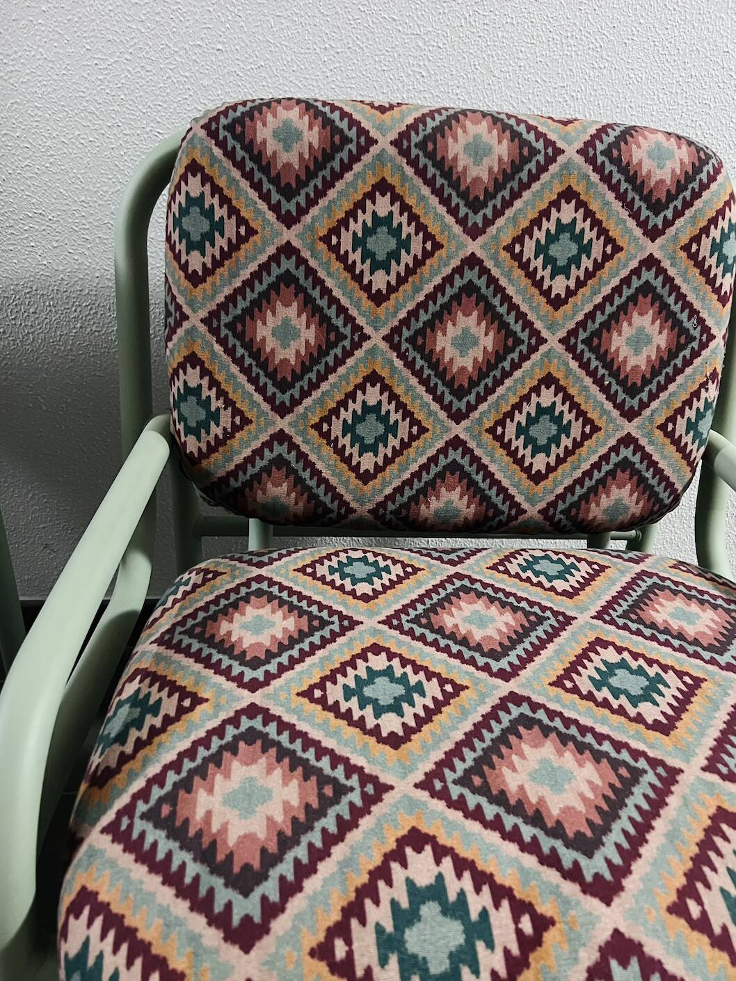 (Lot) 2 Italian armchairs from the 80s (restored)