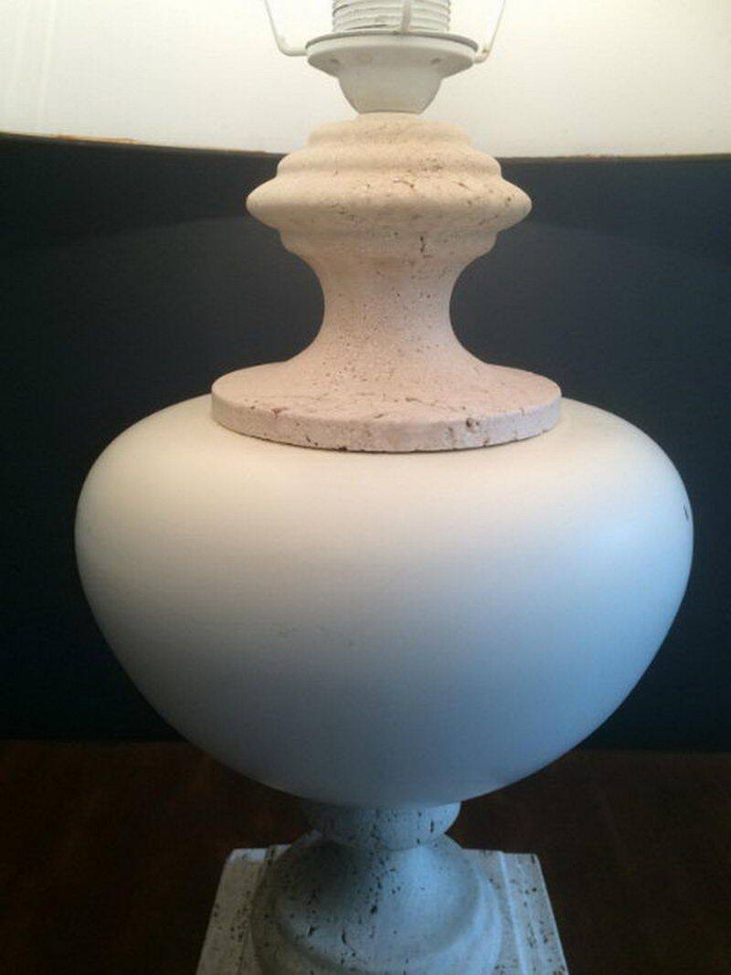 Ceramic lamp on a travertine base