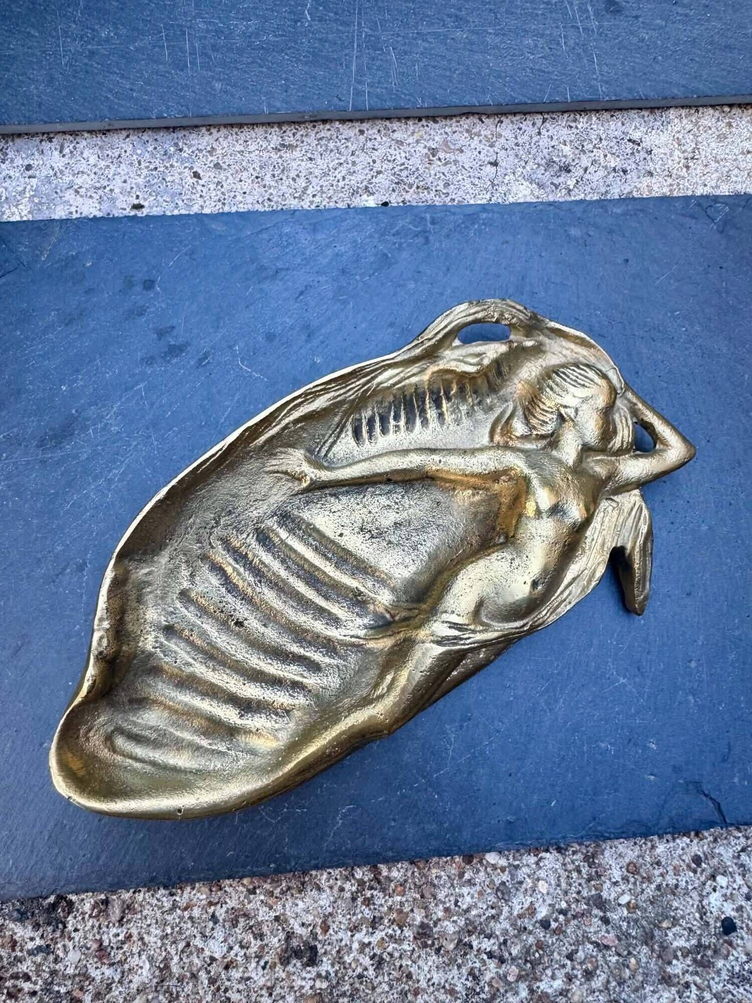 Vide poche en bronze Art Nouveau