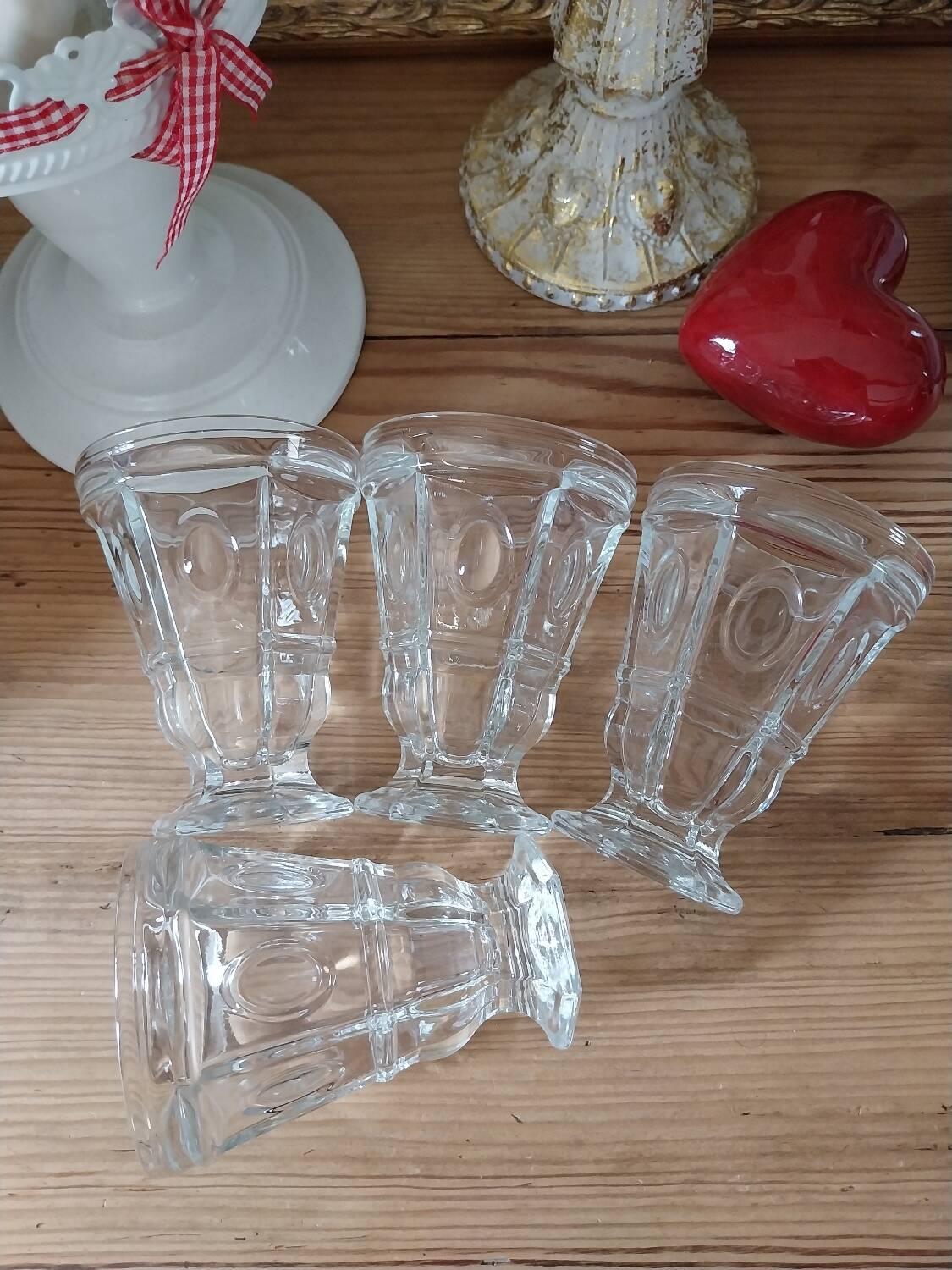 Violet glasses/cups