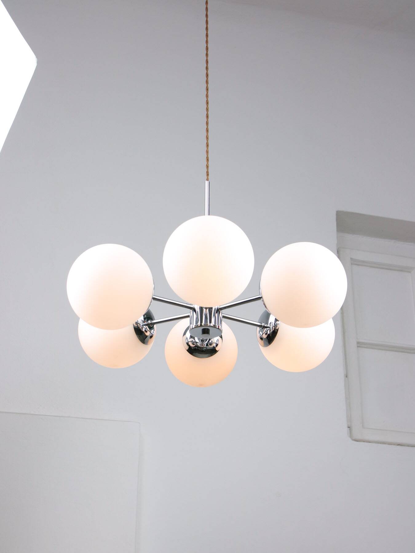 Space Age Italian Sputnik Chrome and Opaline Chandelier, 1970s