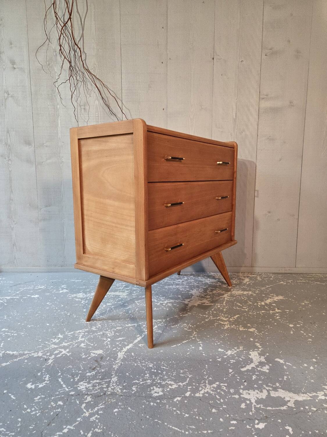 Vintage chest of drawers