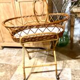 Wicker and rattan bassinet