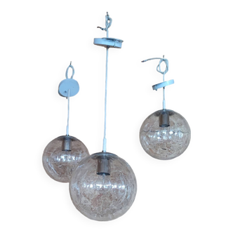 Suspension globe en verre bullé. RAAK Amsterdam