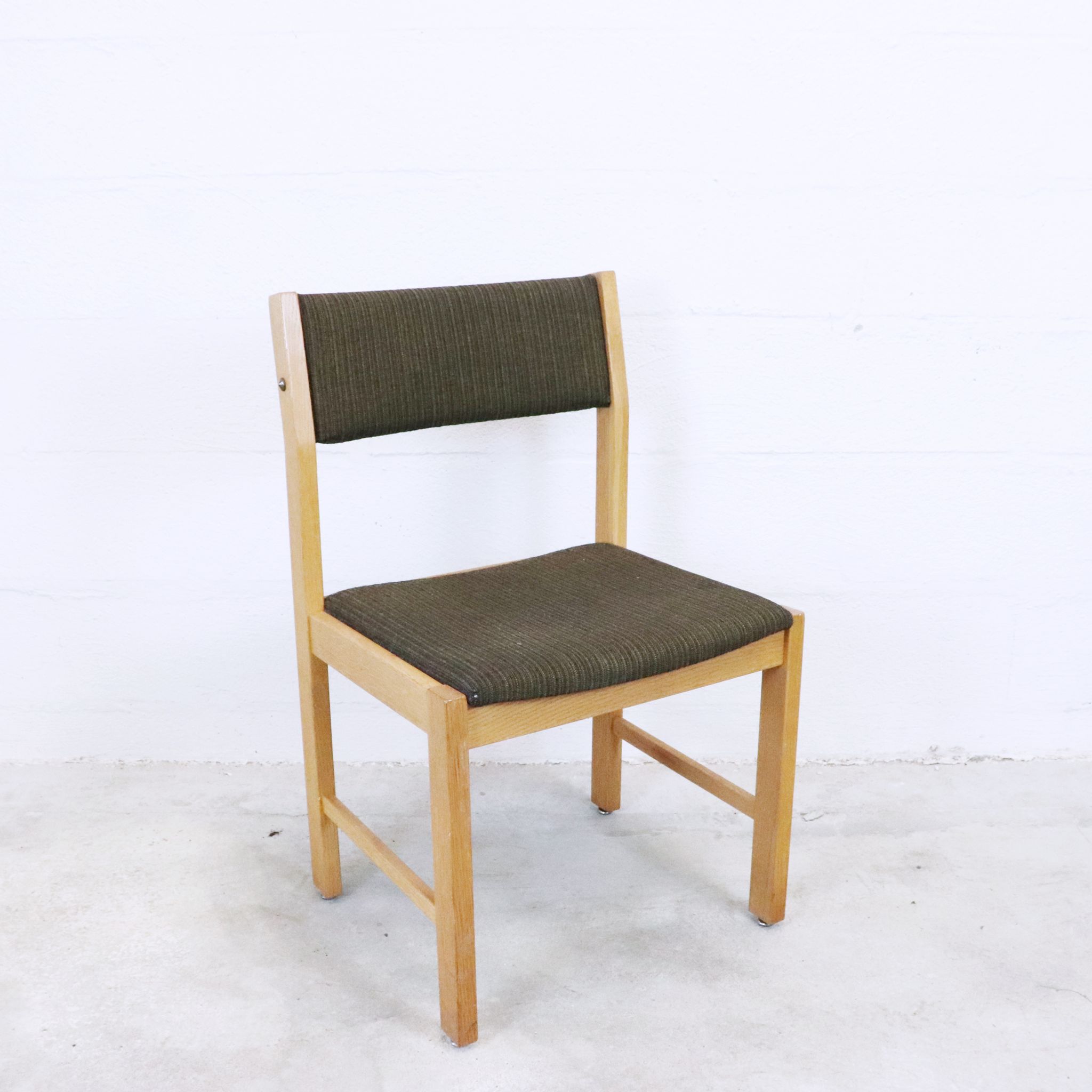 Jeu de chaises scandinave Suède 1960