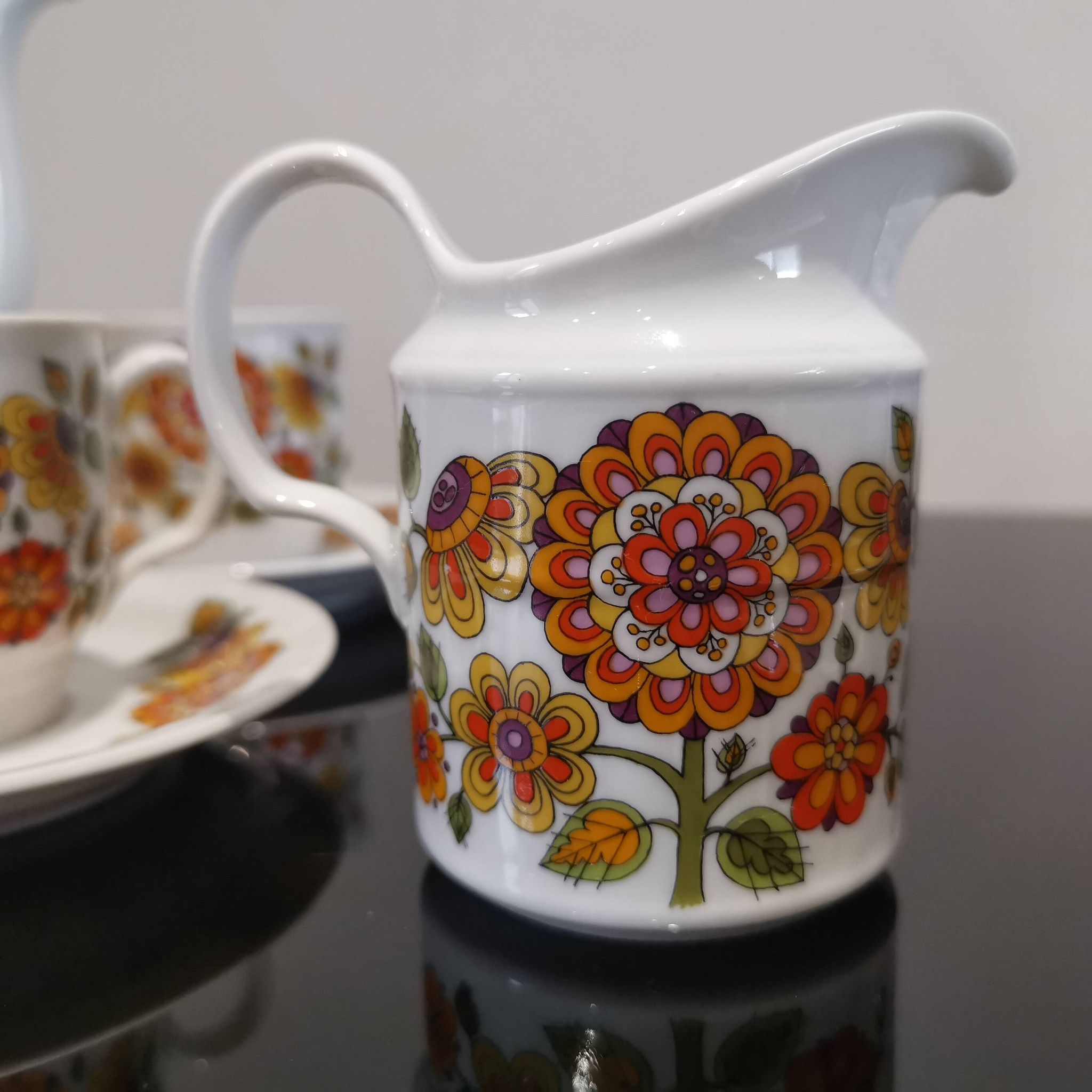 Porcelain coffee service Model Regina Bavaria Germany Vintage70'S