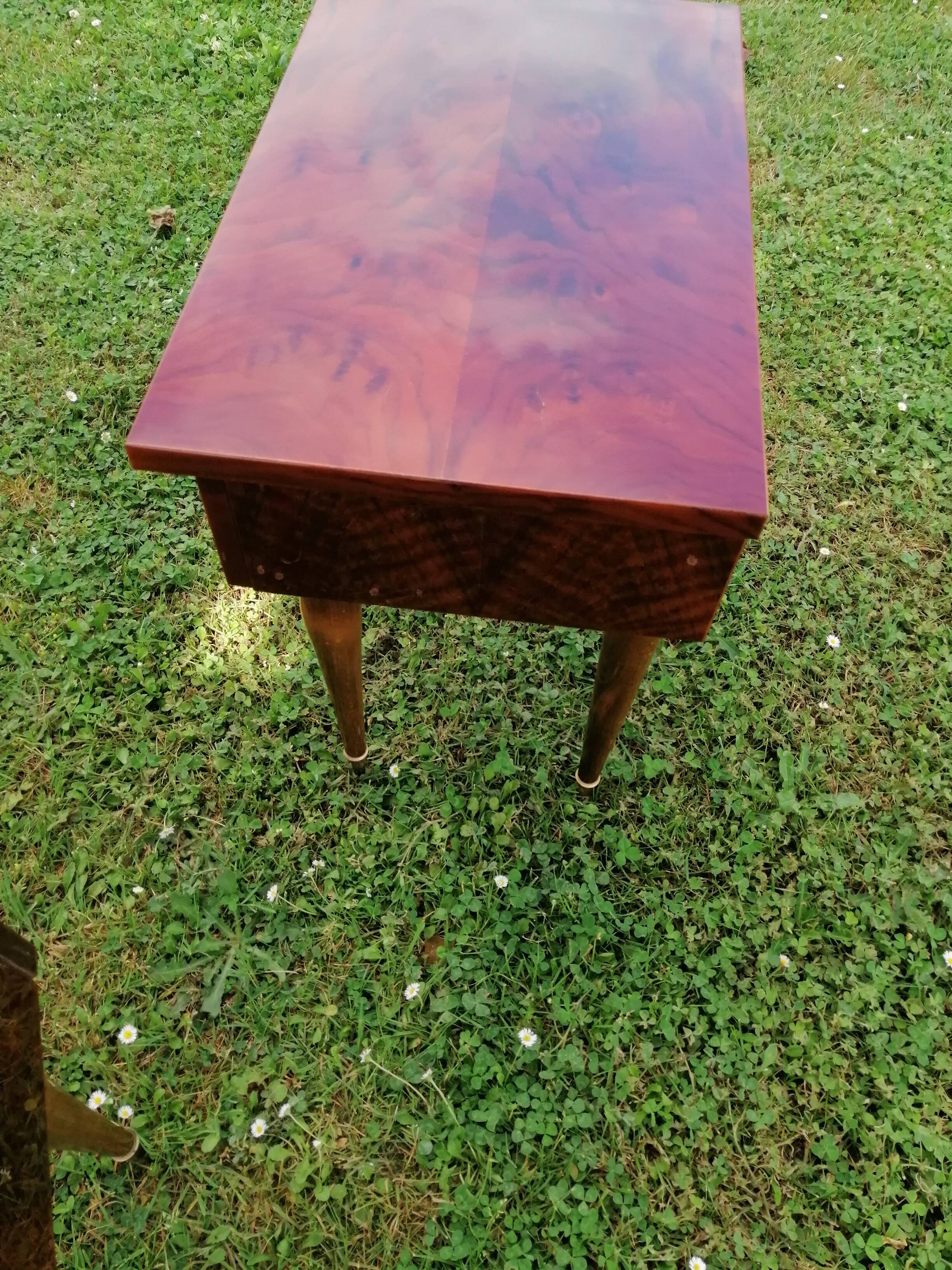 Paire de tables de chevet