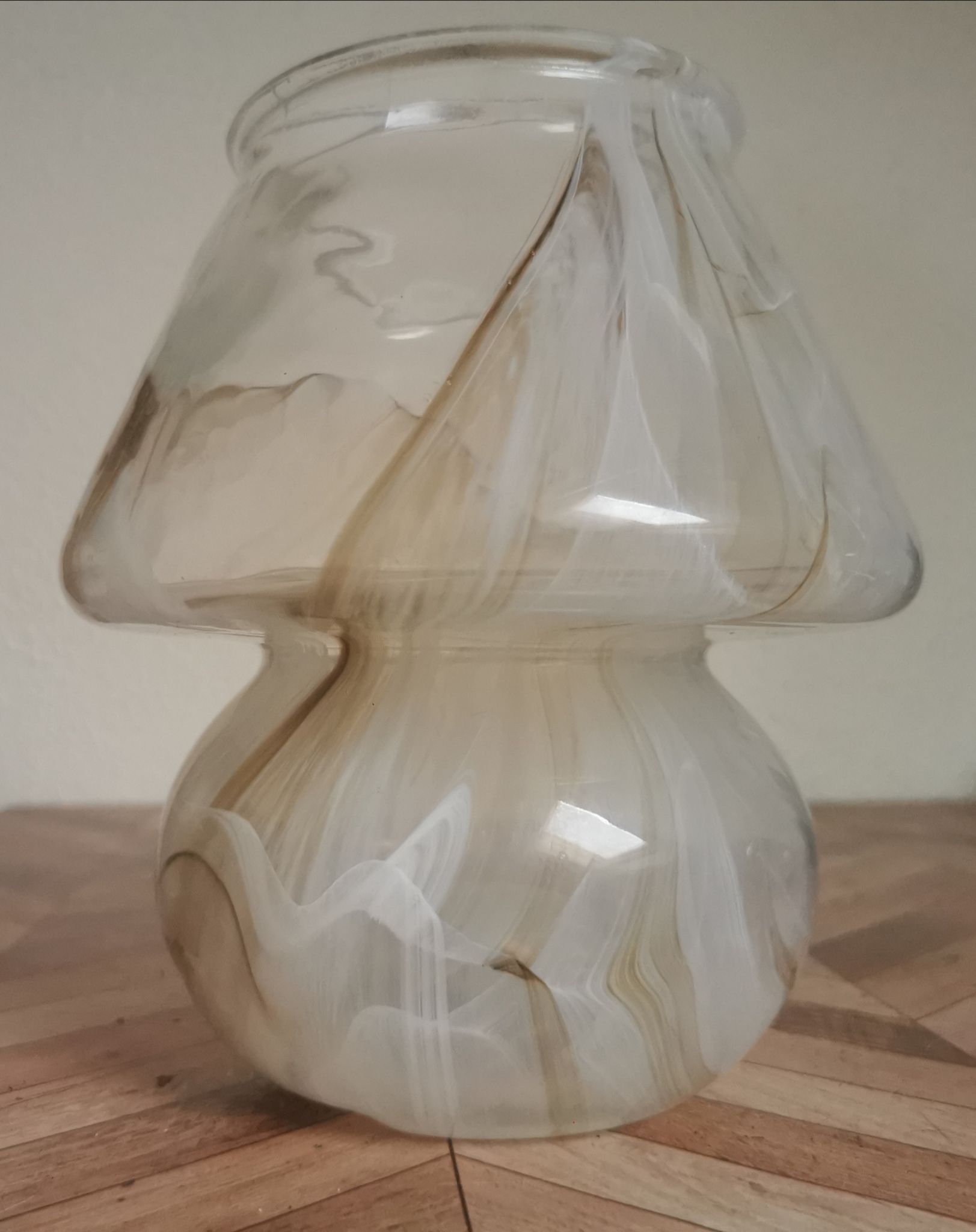 Vase champignon verre marbré