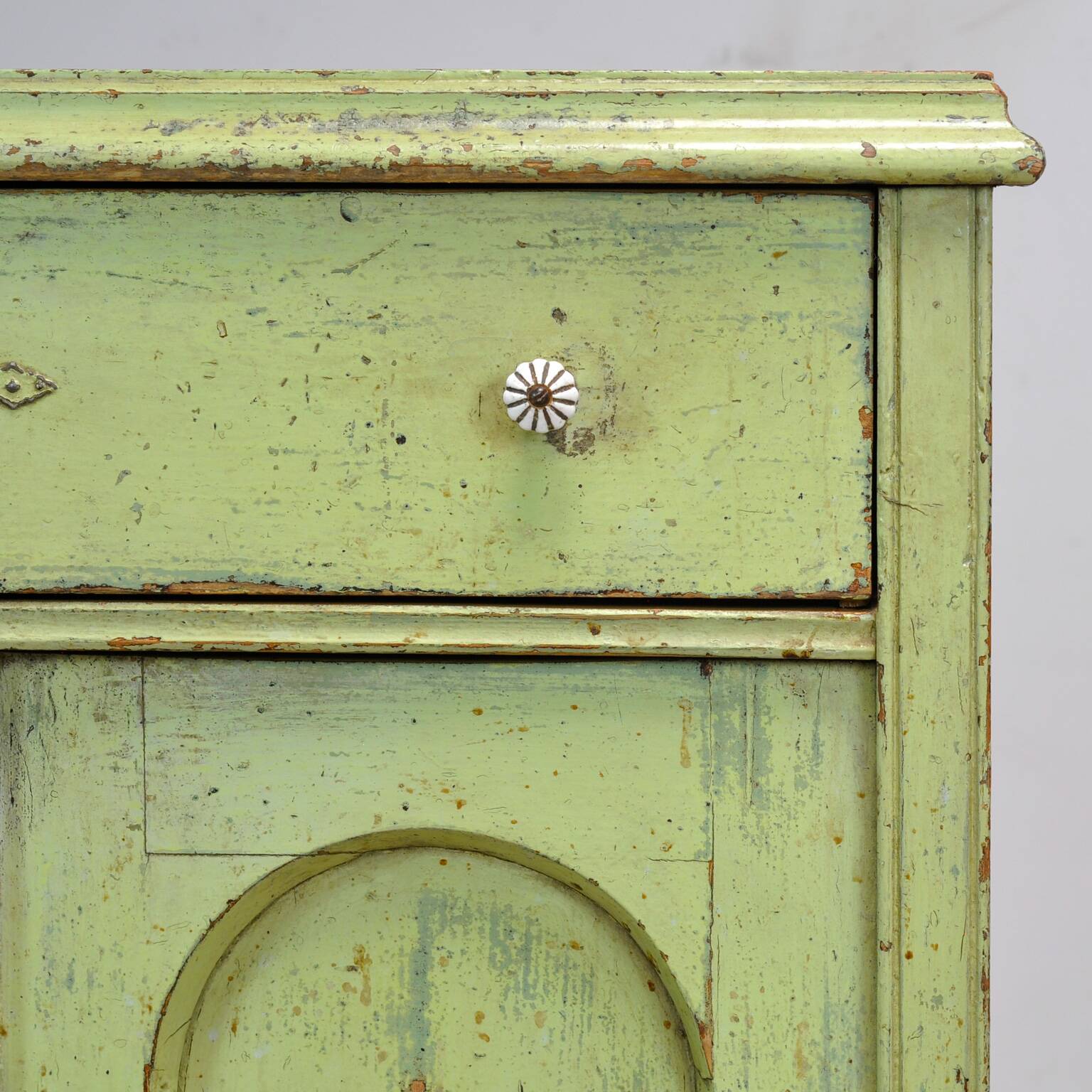 Commode en pin, années 1910