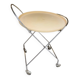 Desserte à roulettes