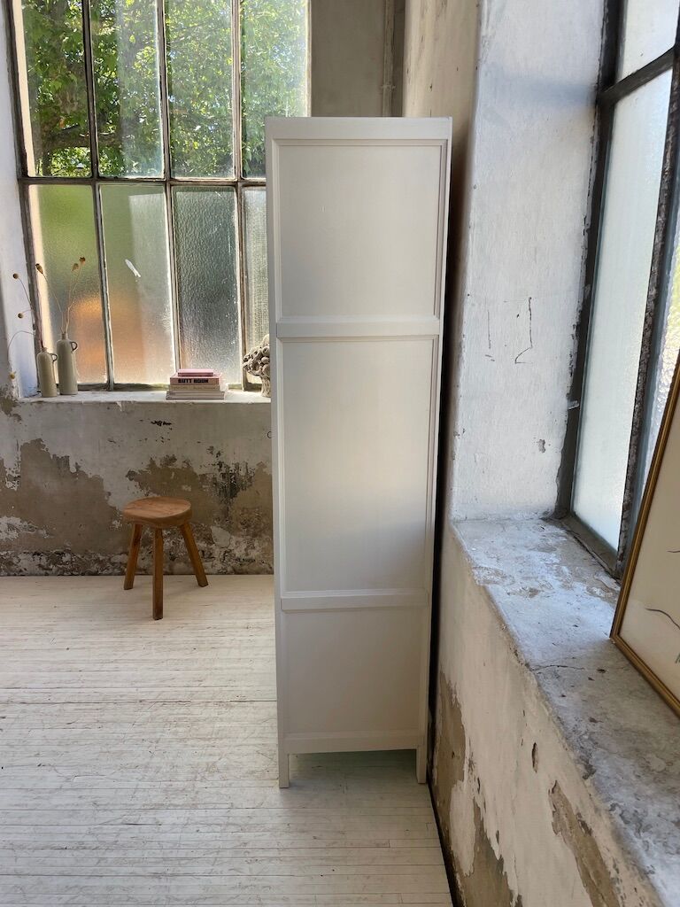 White and green cupboard