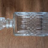 1 set of 2 whisky decanters
