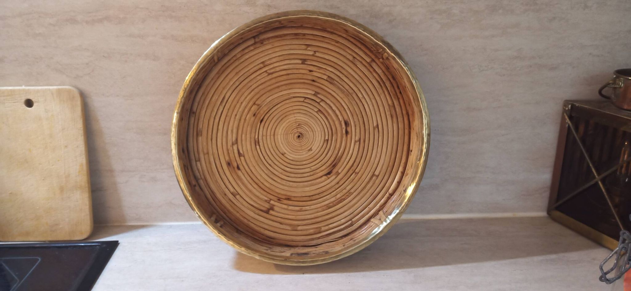 Bauhaus rattan tray with gilded brass edge, G. Crespi