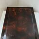 Plateau vintage plexiglass lucite effet écaille cerclage laiton 1970
