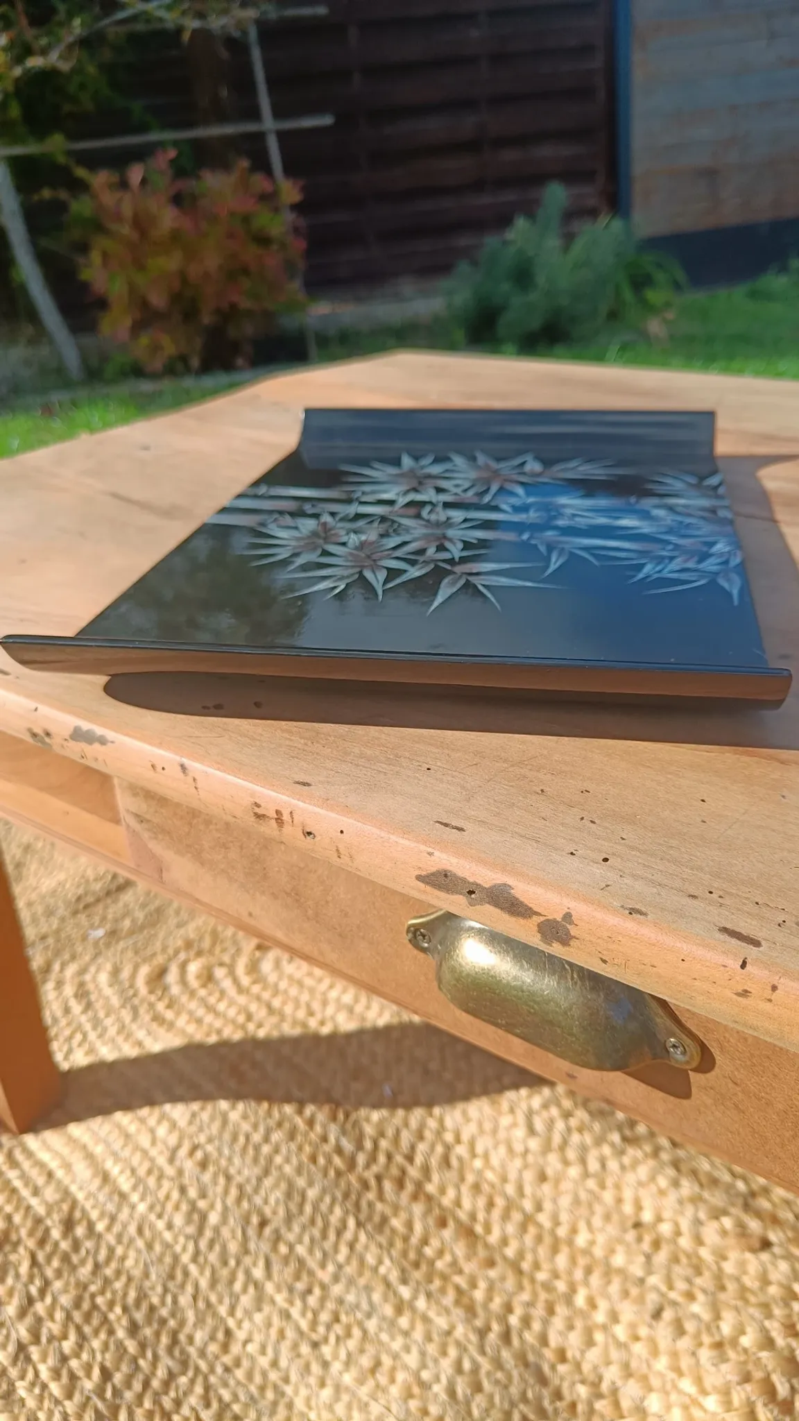 Black lacquered tray with bamboo decoration