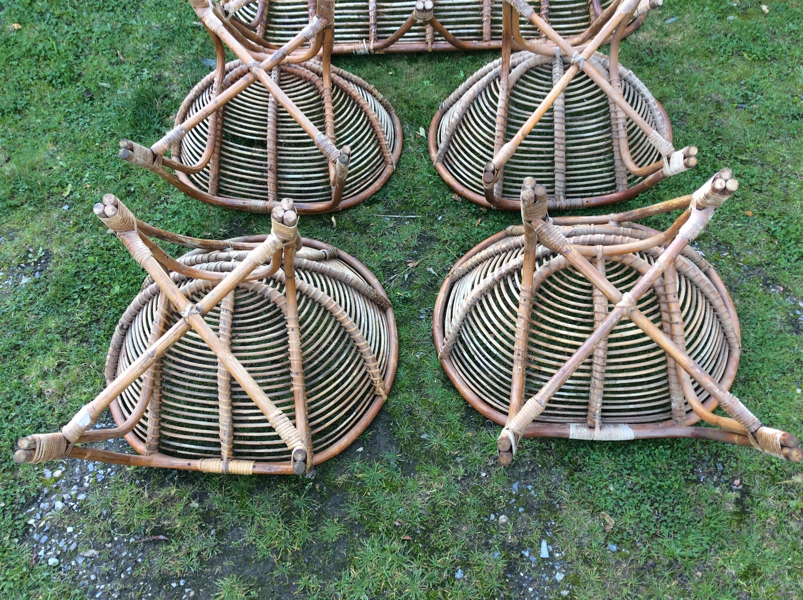 Set of 4 armchairs and 1 vintage rattan bench (5 pieces) inseparable.