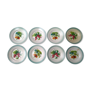 8 assiettes barbotine 2 décors,