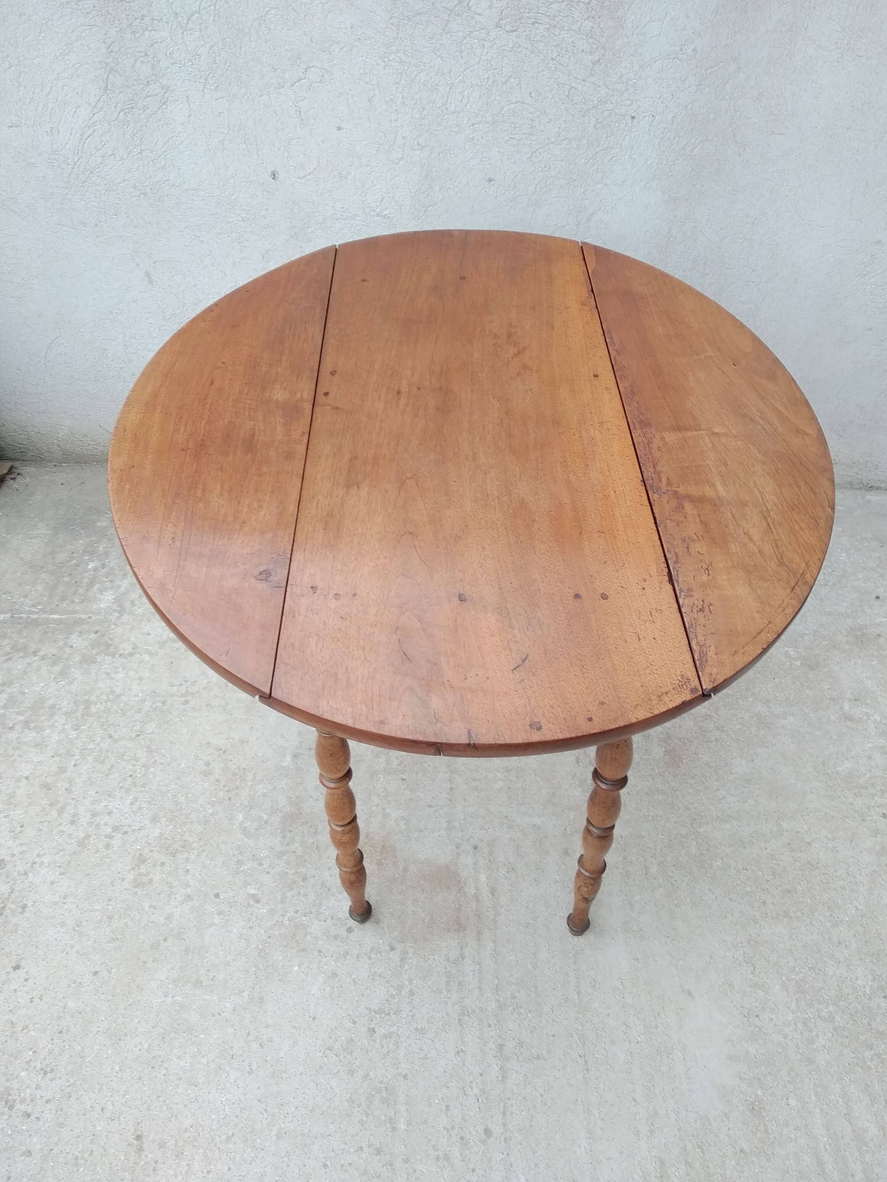 Table ovale à volets style Louis Philippe
