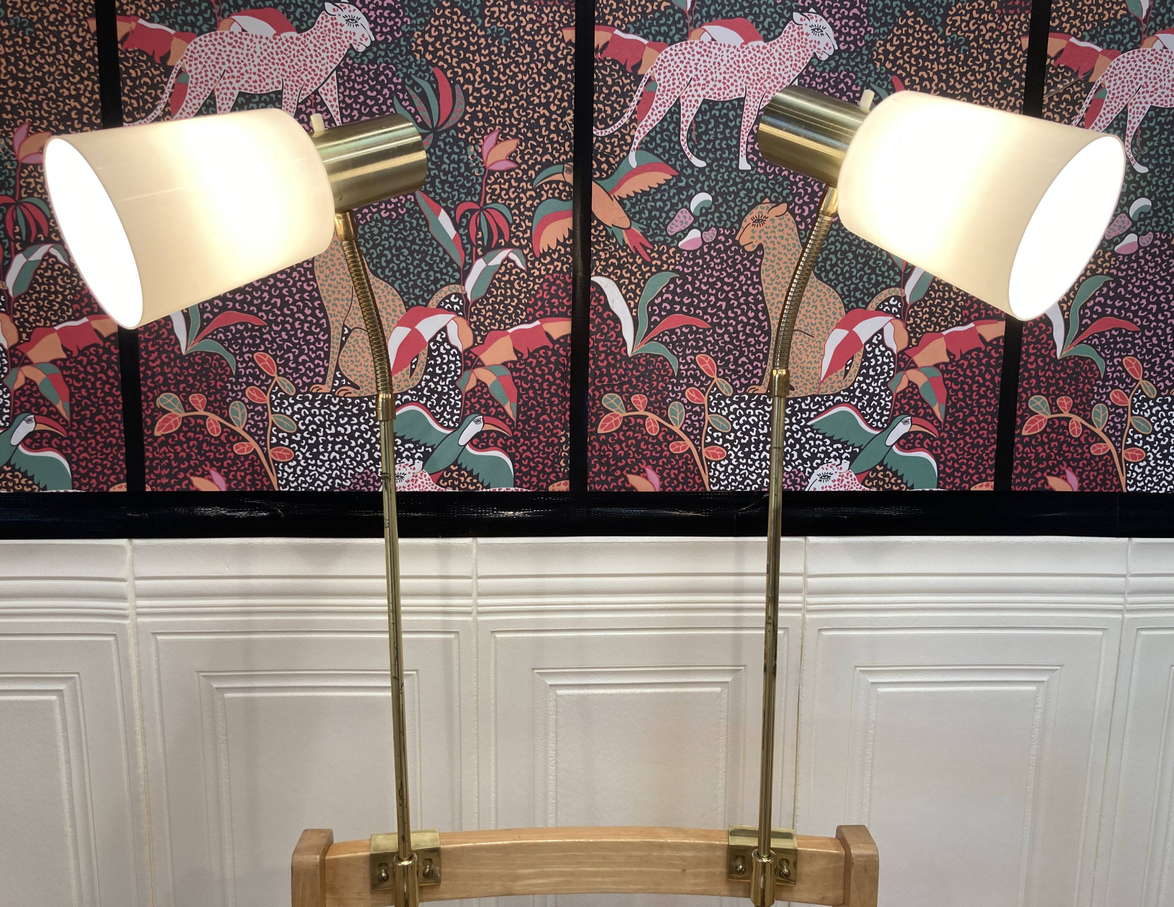 Paire de grandes lampes modulables "design industriel 1950".