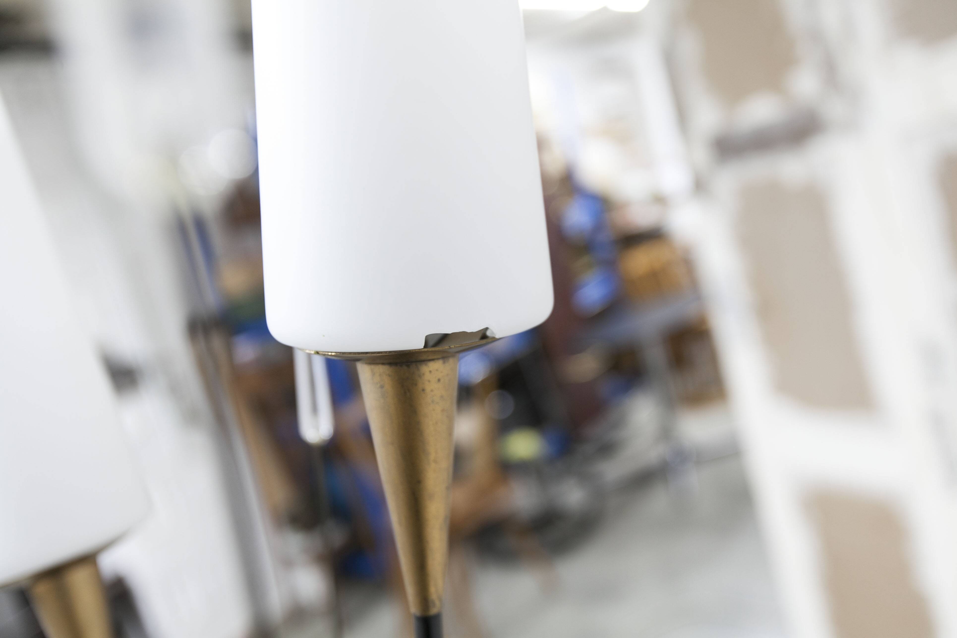 Floor lamp by René Mathieu for Maison Lunel 1950, brass and opaline.