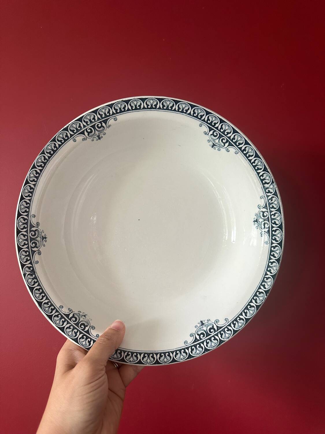 Plat en terre de fer