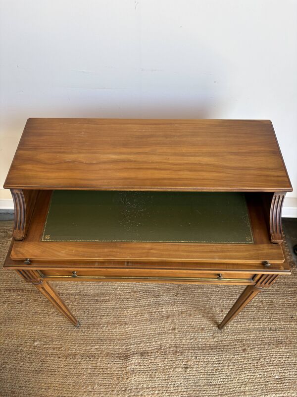 Table de téléphone style Louis XVI en acajou, plateau gainé de cuir vert